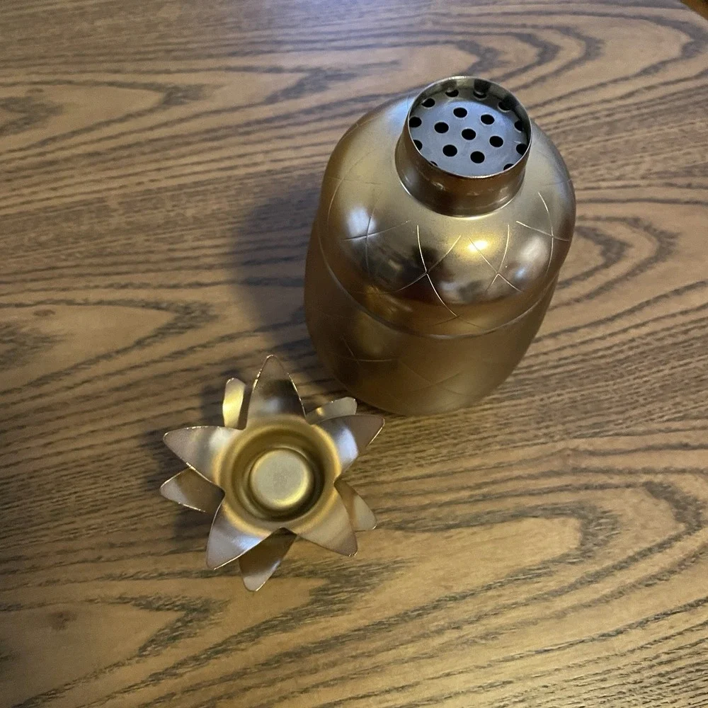 Pineapple Cocktail Shaker by Eco One‎ Silver One Int. Stainless Steel